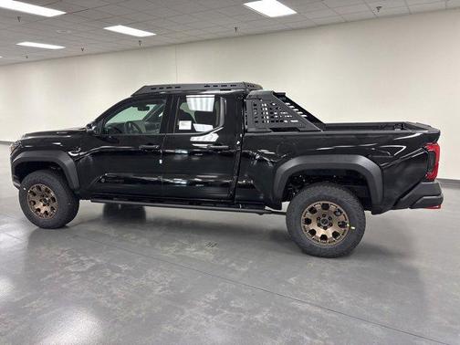2025 Toyota Tacoma Hybrid Trailhunter Hybrid