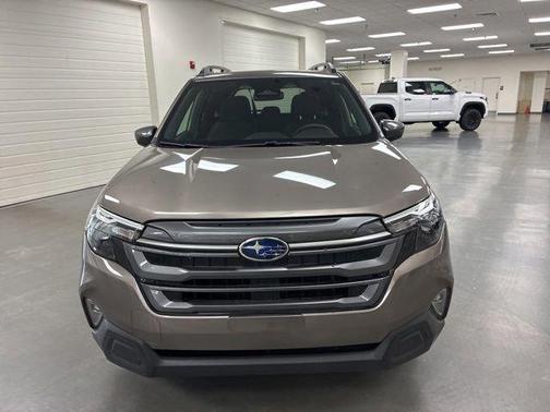 Brilliant Bronze Metallic 2025 Subaru Forester Premium