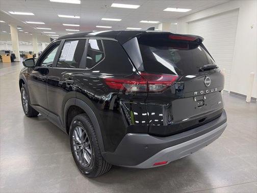 Super Black 2023 Nissan Rogue S