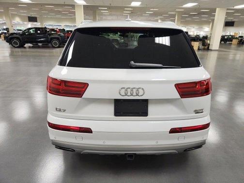 2017 Audi Q7 3.0T Premium Plus