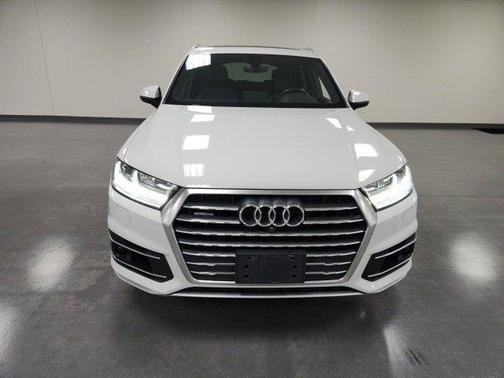 2017 Audi Q7 3.0T Premium Plus