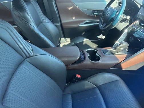 2022 Toyota Venza Limited