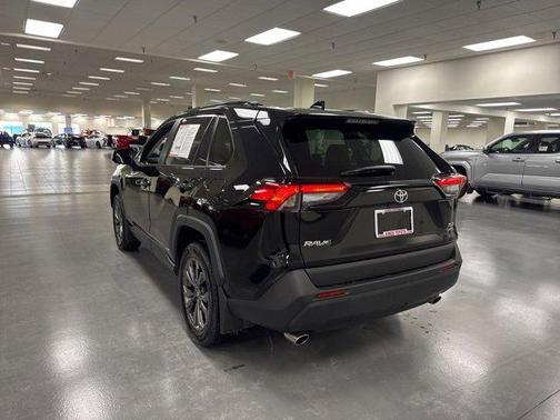 2025 Toyota RAV4 Hybrid XLE Premium