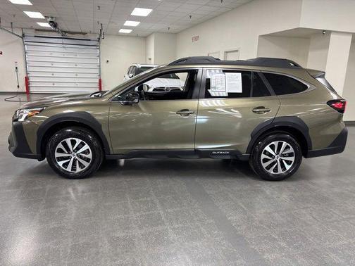 2023 Subaru Outback Premium