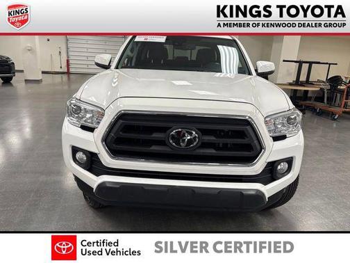 White 2022 Toyota Tacoma SR5