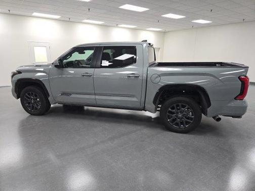 Lunar 2026 Toyota Tundra Hybrid Platinum