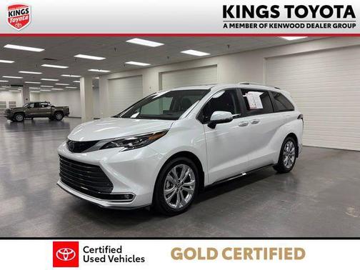 Wind Chill Pearl 2024 Toyota Sienna Platinum