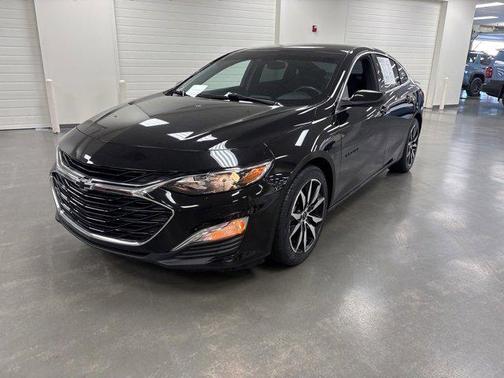2022 Chevrolet Malibu FWD RS