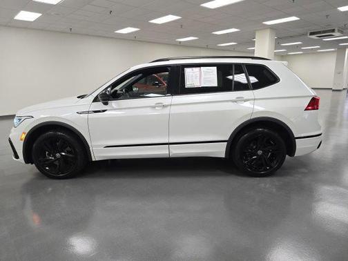 Opal White 2023 Volkswagen Tiguan 2.0T SE R-Line Black 4MOTION
