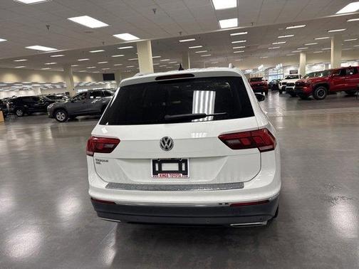 2020 Volkswagen Tiguan 2.0T SEL