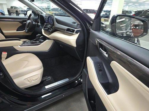2024 Toyota Highlander Limited