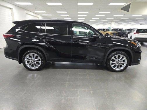 2024 Toyota Highlander Limited