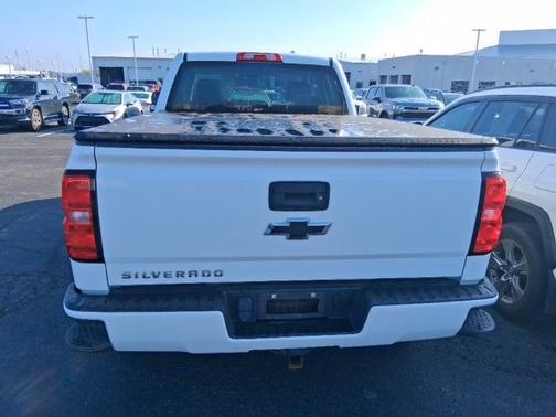 2018 Chevrolet Silverado 1500 Custom