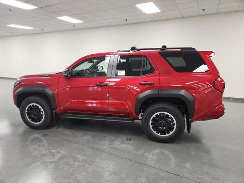 2025 Toyota 4Runner Hybrid TRD Off Road