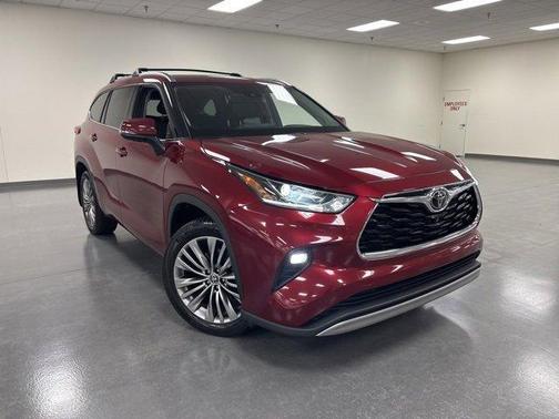 2021 Toyota Highlander Platinum