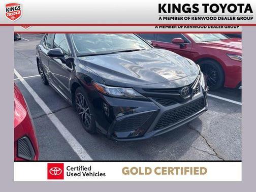 Midnight Black Metallic 2024 Toyota Camry SE