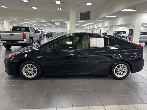 2021 Toyota Prius L