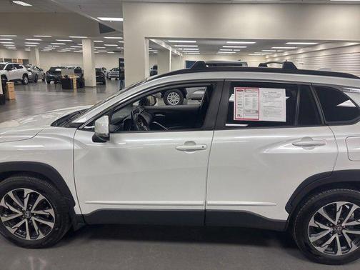2022 Toyota Corolla Cross XLE