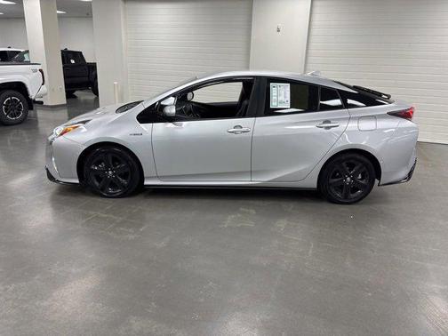 2018 Toyota Prius Four Touring