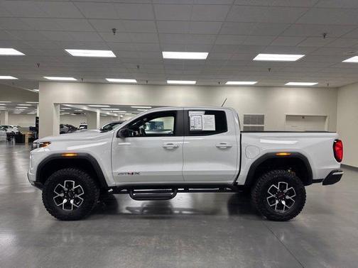 2024 GMC Canyon AT4X