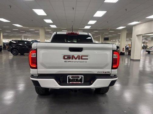 2024 GMC Canyon AT4X