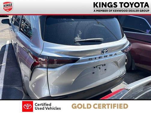 Celestial Silver Metallic 2023 Toyota Sienna XLE