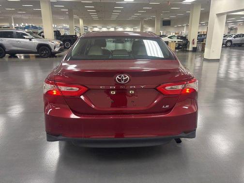 2018 Toyota Camry LE