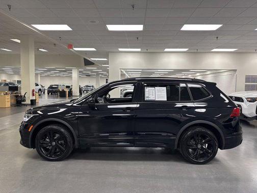 2024 Volkswagen Tiguan 2.0T SE R-Line Black 4MOTION