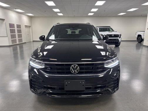 2024 Volkswagen Tiguan 2.0T SE R-Line Black 4MOTION