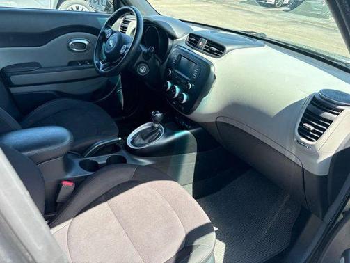 Titanium Gray 2019 Kia Soul Base