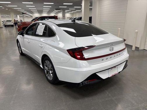 2021 Hyundai SONATA SEL