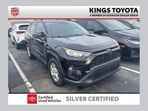 Midnight Black Metallic 2019 Toyota RAV4 XLE