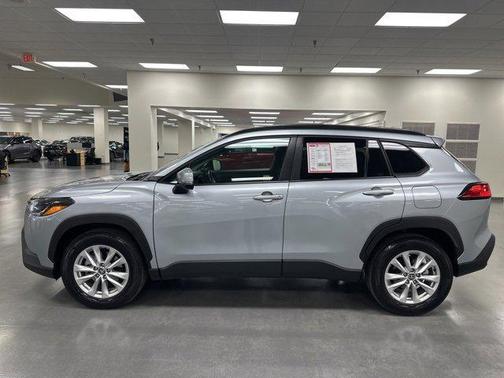 2023 Toyota Corolla Cross LE