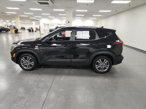 2022 Kia Seltos LX