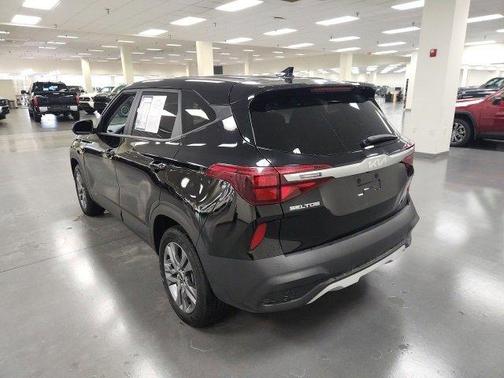 2022 Kia Seltos LX