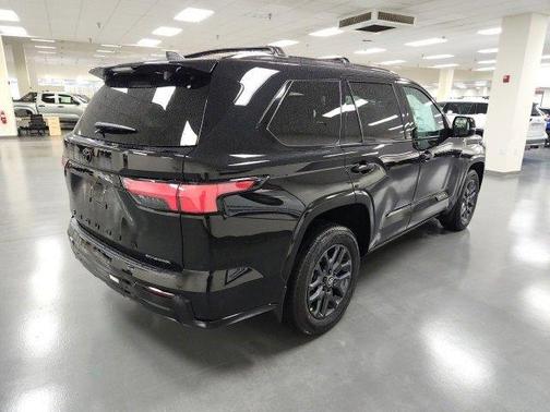 2025 Toyota Sequoia Platinum