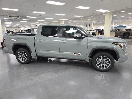 Lunar 2026 Toyota Tundra Hybrid 1794 Edition