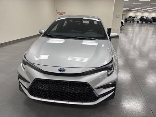 2025 Toyota Corolla Hybrid SE