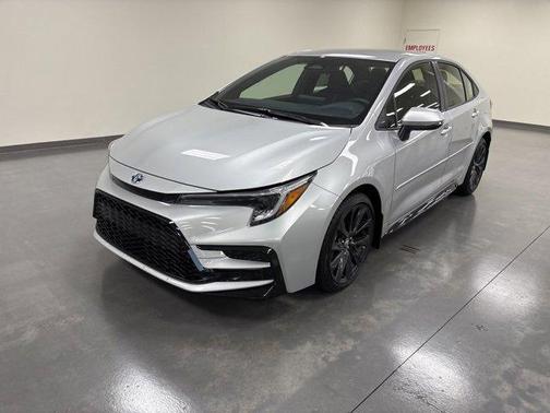 2025 Toyota Corolla Hybrid SE