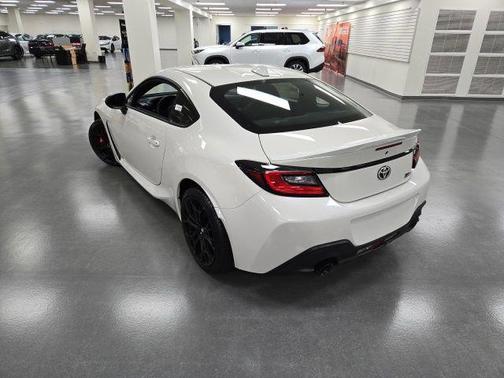 2026 Toyota GR86 Premium