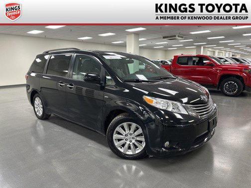 2016 Toyota Sienna XLE
