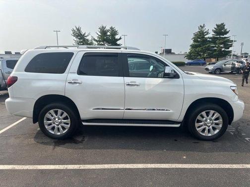 2020 Toyota Sequoia Platinum