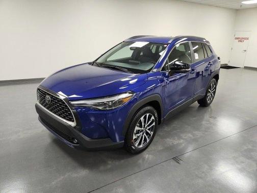 2025 Toyota Corolla Cross XLE