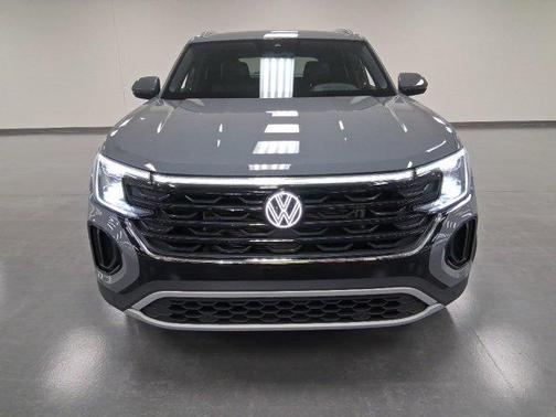 2024 Volkswagen Atlas Cross Sport 2.0T SEL
