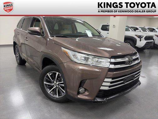 2017 Toyota Highlander XLE