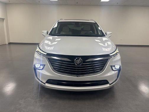2023 Buick Enclave Essence AWD