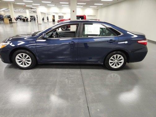 2015 Toyota Camry Hybrid LE