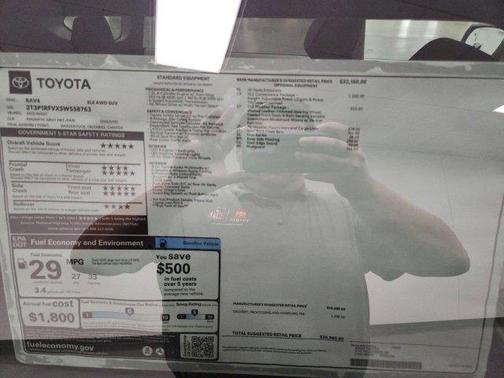 2025 Toyota RAV4 XLE