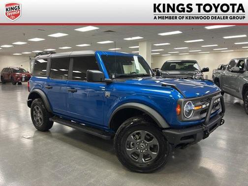 Velocity Blue Metallic 2024 Ford Bronco Big Bend