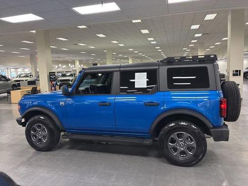 Velocity Blue Metallic 2024 Ford Bronco Big Bend